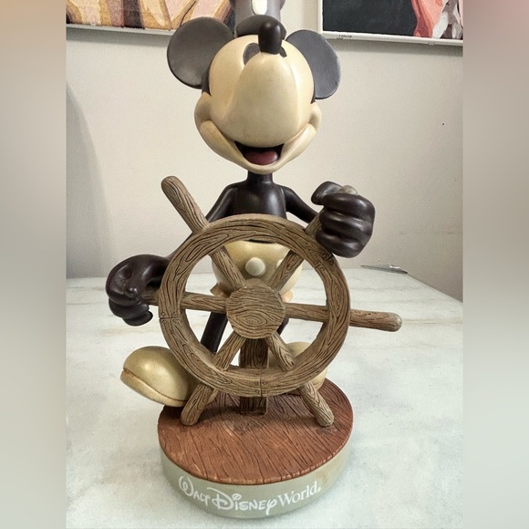 Vintage Walt Disney World Steamboat Willie Mickey Mouse Bobblehead Resin Figure